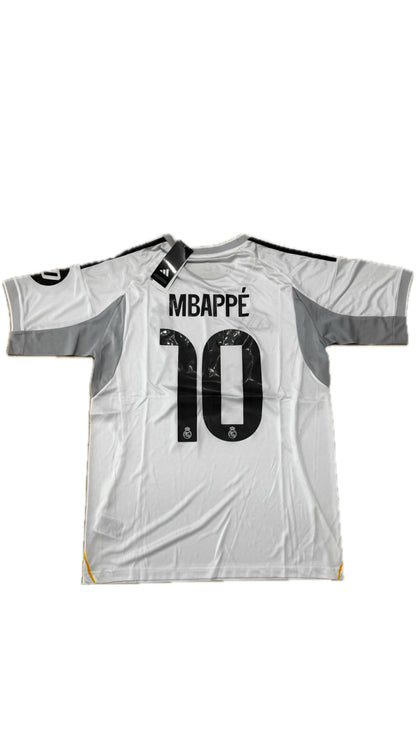 MBAPPÉ Real Madrid Home Kit 2025/26